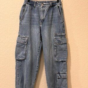Forever 21 Women's Mid-Rise Denim Cargo Joggers Size Medium